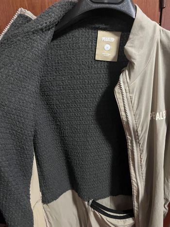 Pedaled Alpha Jacket 2024 bike d'occasion — image 2 sur 3