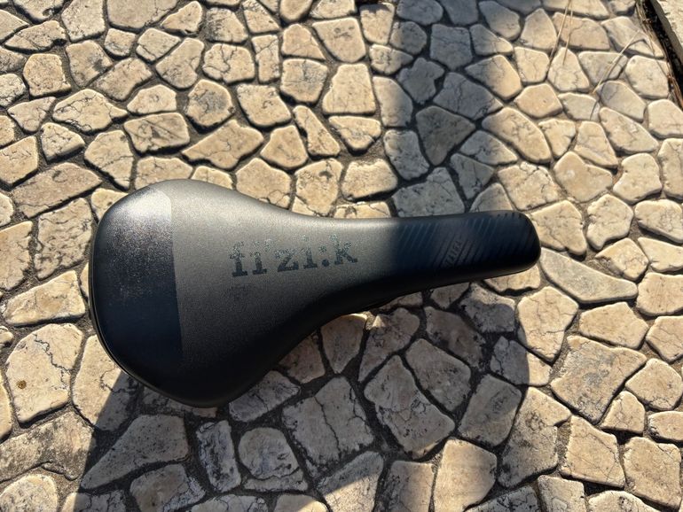 Used Fizik Taiga 2024 bike — image 3 of 3