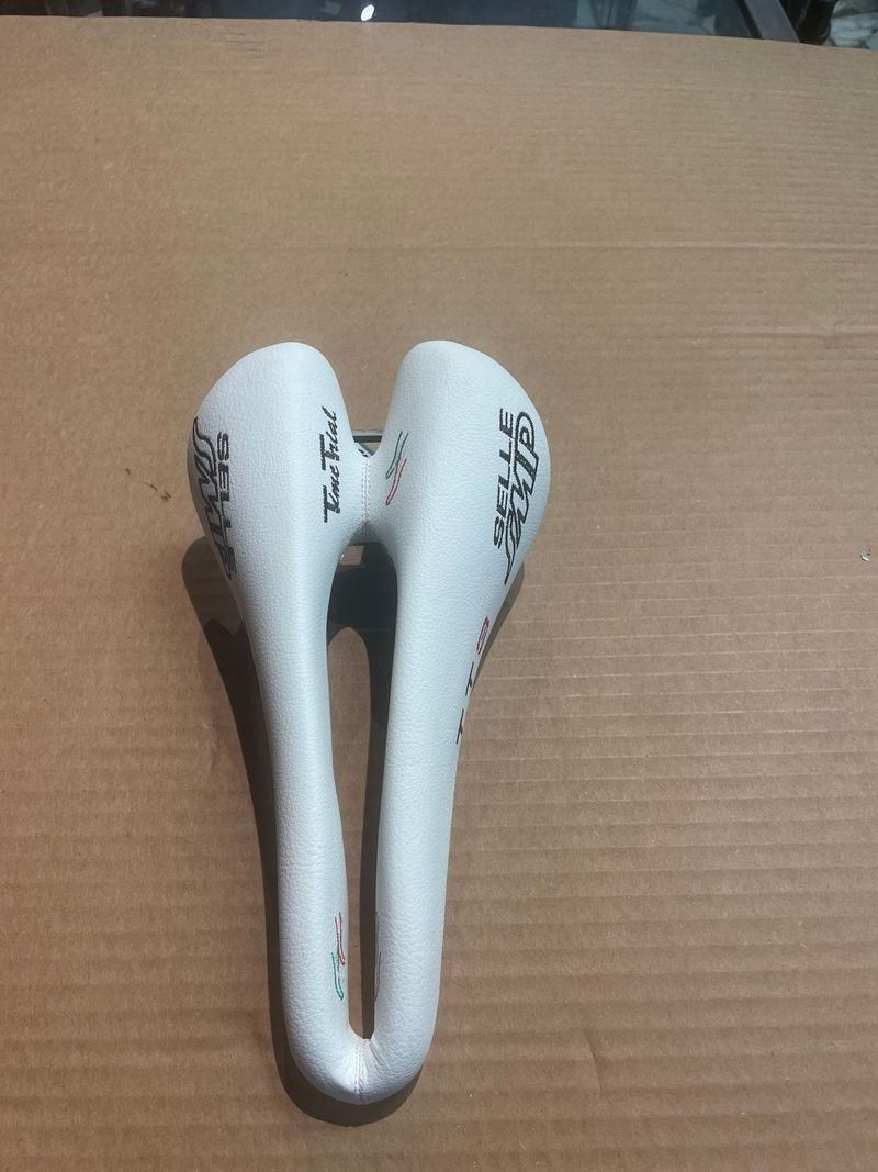 Used Selle Smp TT3 2025 Saddles & Seatposts