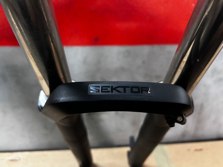 RockShox Sektor 2020