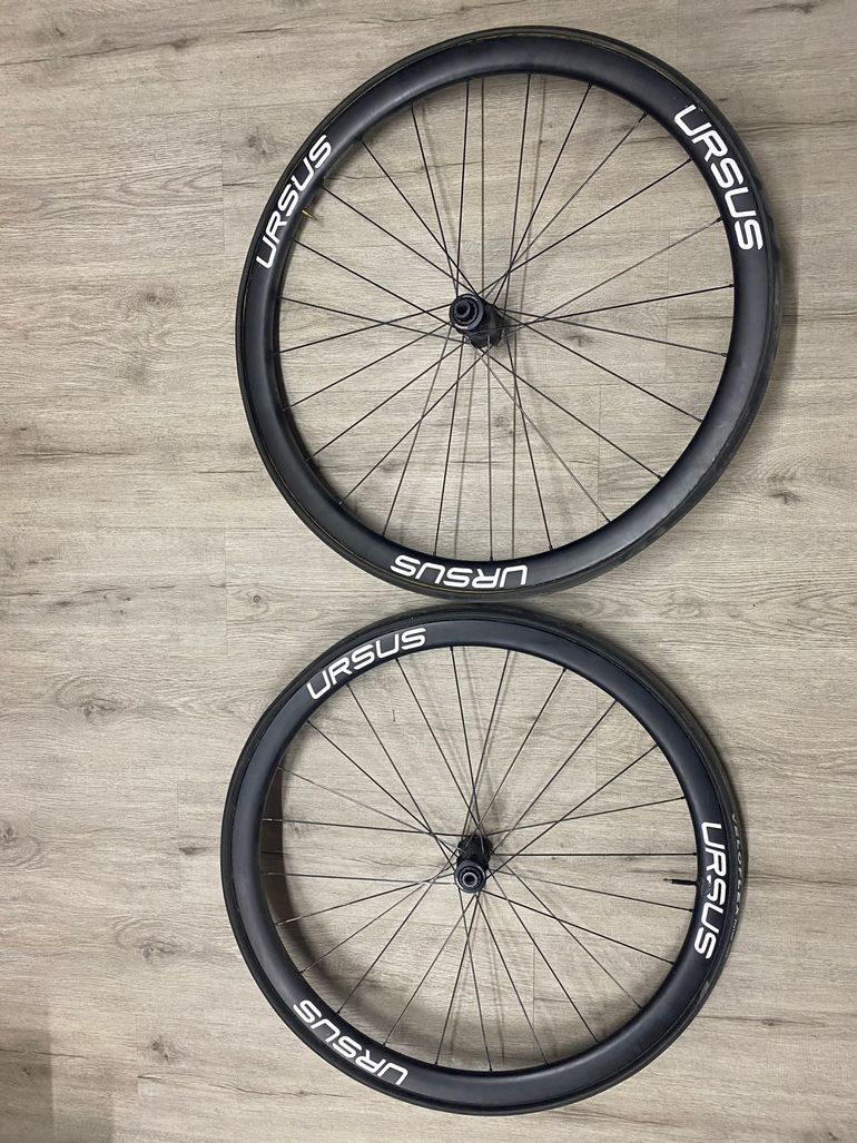 Used URSUS misura c37 bike — image 1 of 10