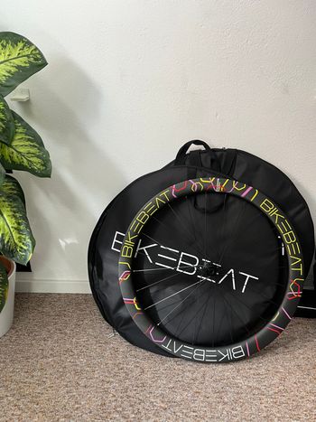 Brugt BikeBeat Maßstab 50mm Custom wheelset in Cervelo GrandSlam Design 2025 Wheels