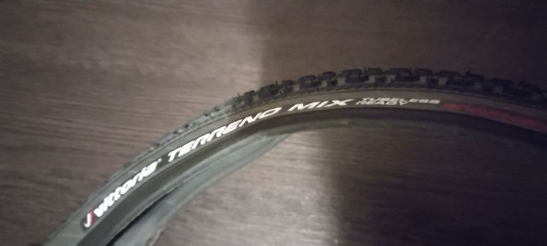 Brugt Vittoria terreno mix 2024 bike — billede 3 af 3