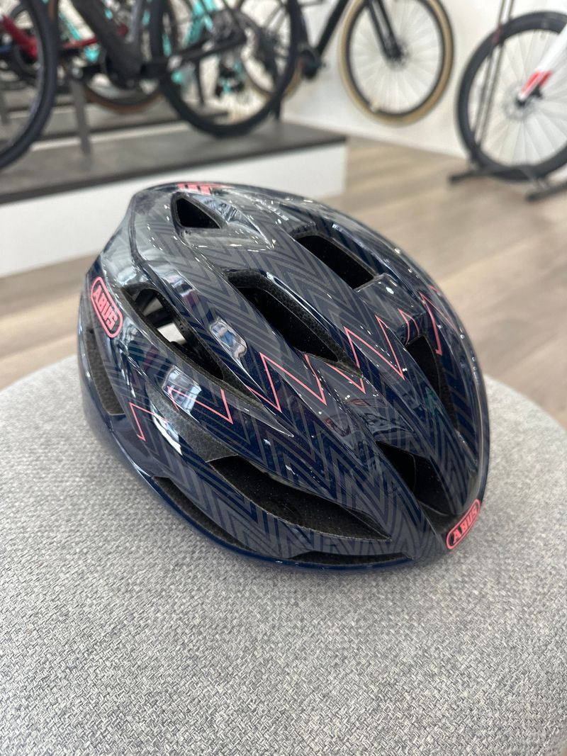 ABUS Stormchaser 2025 Cycling Accessories de segunda mano
