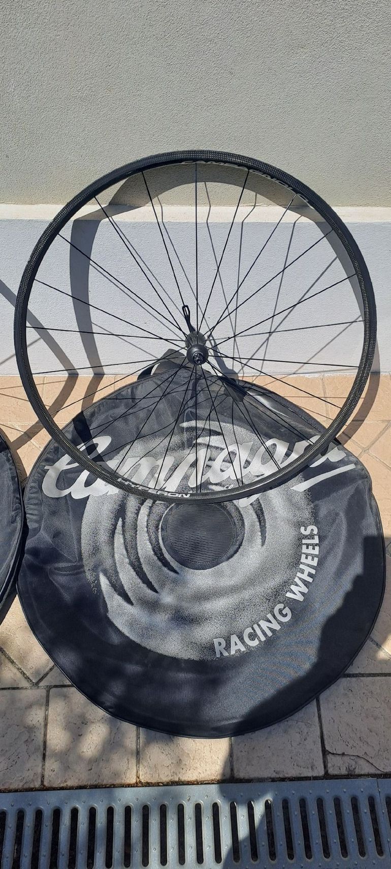Used Campagnolo Hyperon 2012 bike — image 4 of 8