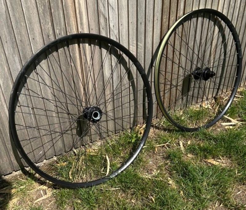 Käytetty Crest S2 MTB wielen 2023 Wheels