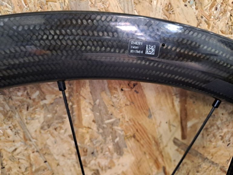 Used Fulcrum Speed 40 lite 2023 bike — image 4 of 4