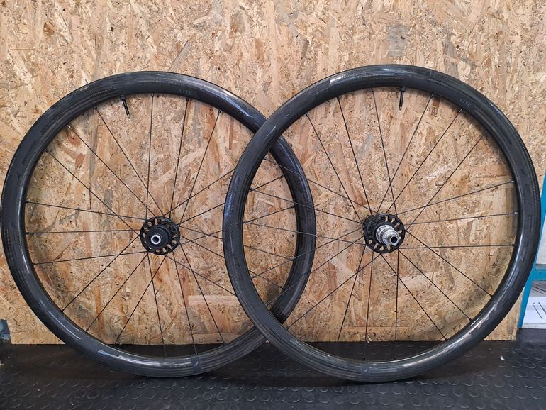 Used Fulcrum Speed 40 lite 2023 bike — image 1 of 4