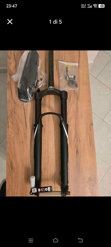 Tweedehands Sr Suntour axon werx 34 carbon remote 2024 Fork