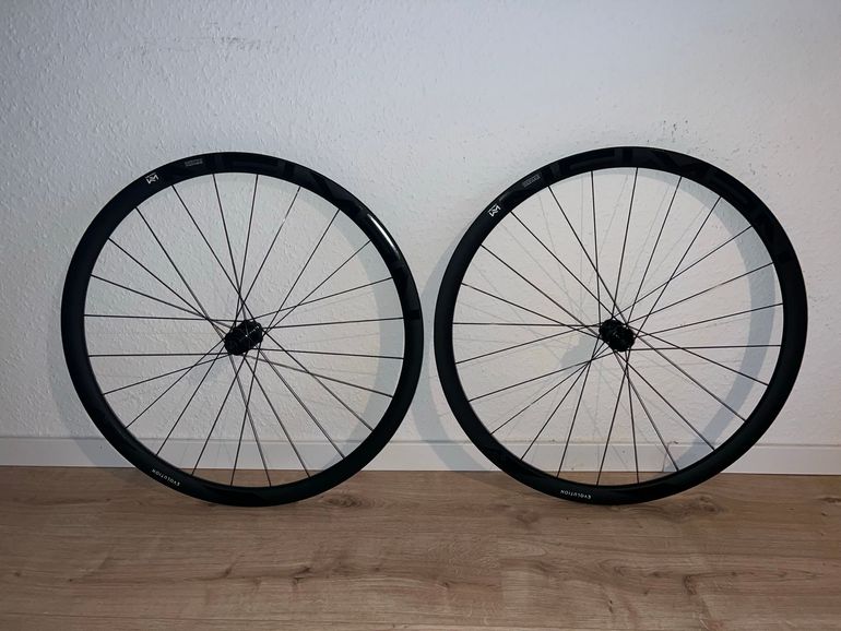 Używany Newmen Evolution sl.r 3.2 Disc 2021 bike — zdjęcie 16 z 17