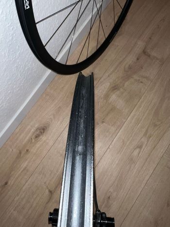 Używany Newmen Evolution sl.r 3.2 Disc 2021 bike — zdjęcie 17 z 17