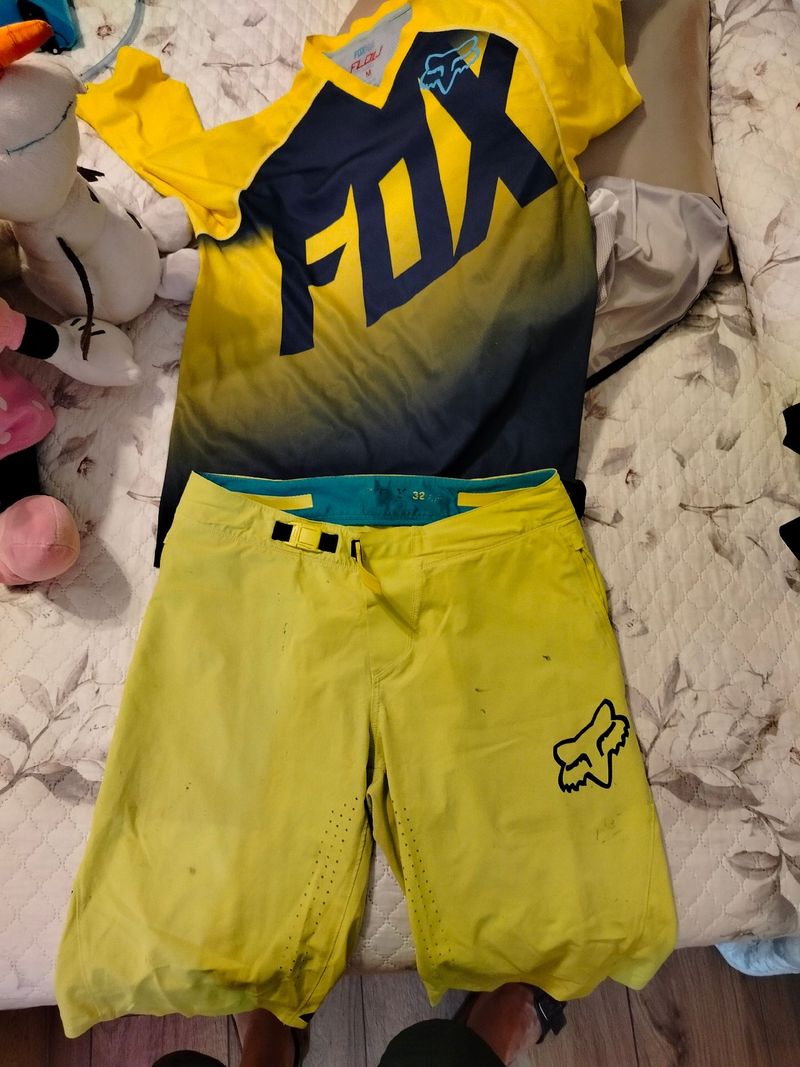 Käytetty Fox FLOW 2019 Cycling Accessories