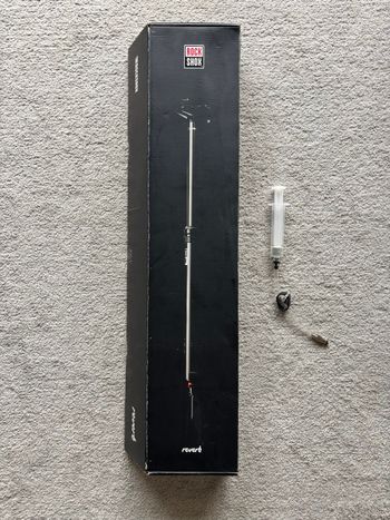 Gebrauchtes RockShox Reverb Stealth C1 31, 6mm Vario-Sattelstütze 2022 Saddles & Seatposts