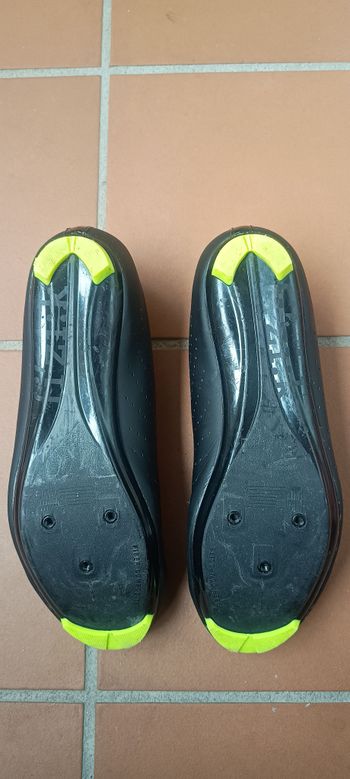 Used Fizik Tempo R5 Overcure 2023 bike — image 4 of 4
