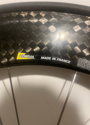 Used Carbon Aero Wheel 2018 bike — image 2 of 4