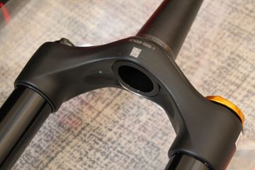 Brugt Marzocchi Bomber Z1 COIL 2023 bike — billede 10 af 12