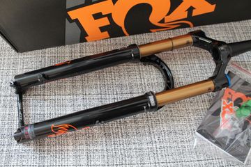 Tweedehands Fox Factory Kashima 34 2023 bike — afbeelding 18 van 20