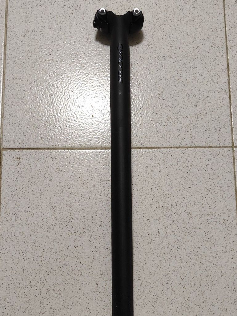 Used Syncros sp-r101-cf 2025 bike — image 1 of 6