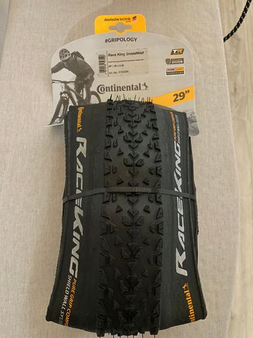 Used Continental Race King ShieldWall 2022 Tyres & Tubes