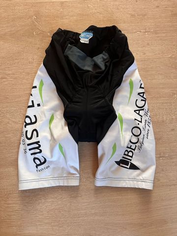 Used bioracer geen model bike — image 4 of 7