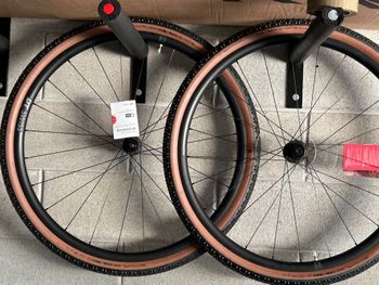 Used Dt Swiss GRAVEL LN bike — image 2 of 2