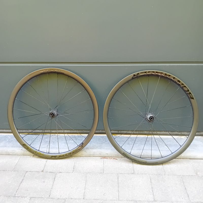 Bontrager Aeolus elite 35 2023 Wheels d'occasion