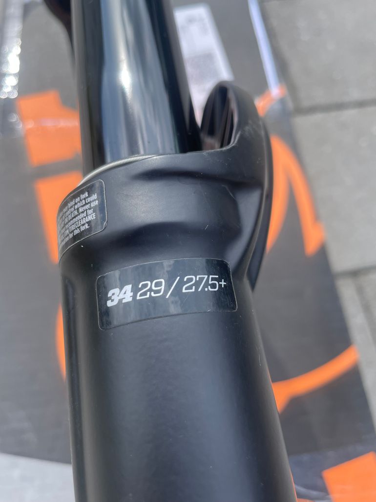 Gebrauchtes FOX 34 performance élite Grip 2 2025 bike — Bild 5 von 8