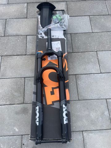 Tweedehands FOX 34 performance élite Grip 2 2025 Fork
