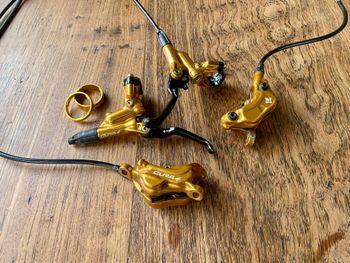 Brugt Formula Cura 4 Gold 2024 Brakes