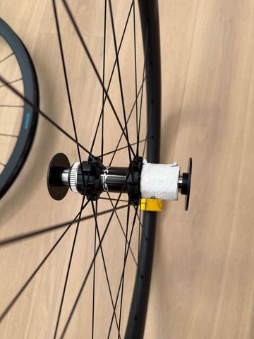 Shimano WH-RX870 2025 bike d'occasion — image 3 sur 5