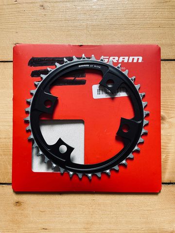 Tweedehands Sram Force 1 X-Sync LK107mm 40T Drivetrain & Pedals
