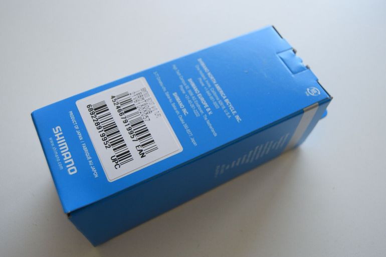 Used Shimano MOVIMENTO  CENTRALE BB-MT800 2025 bike — image 2 of 2