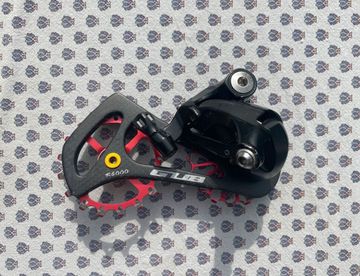 Tweedehands Shimano 105 Drivetrain & Pedals