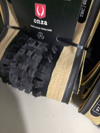 Used Onza Tires porcupine 27,5 2023 bike — image 3 of 7