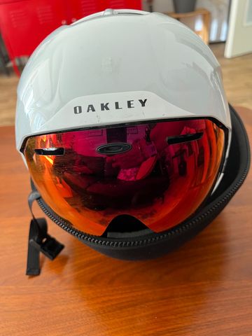 Brugt Oakley ARO7 Mips Cycling Accessories