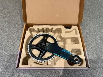 Tweedehands Sram Force XPLR Powermeter Carbon crankset 2025 Drivetrain & Pedals