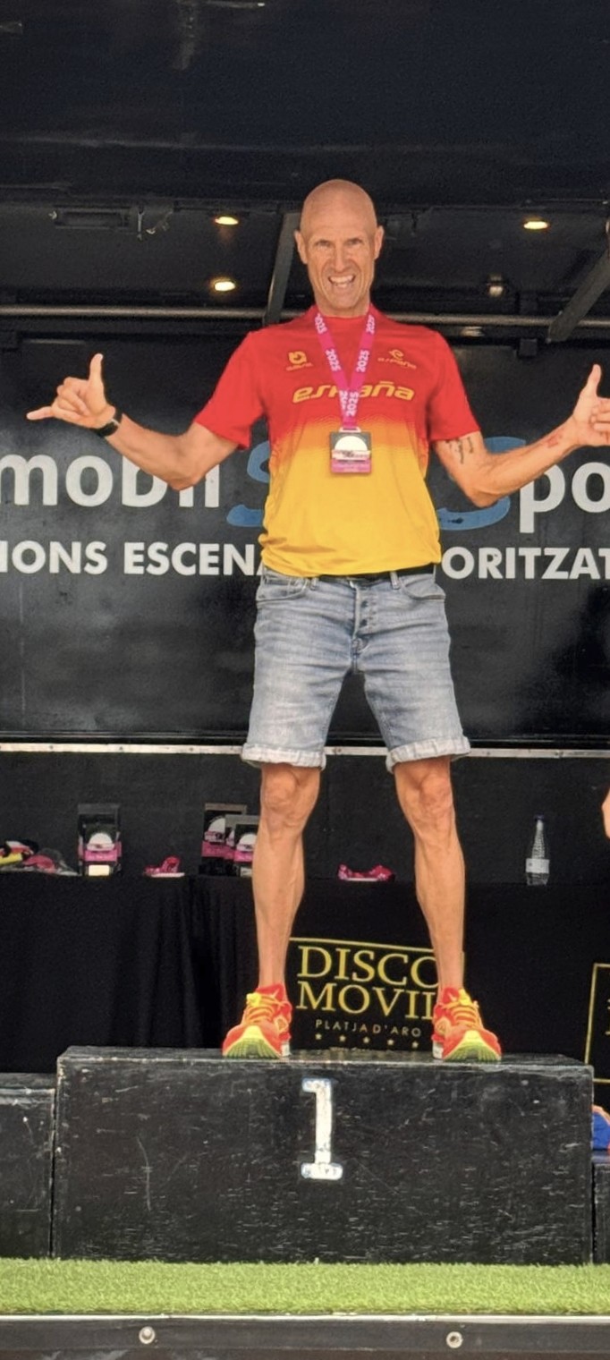 RU
