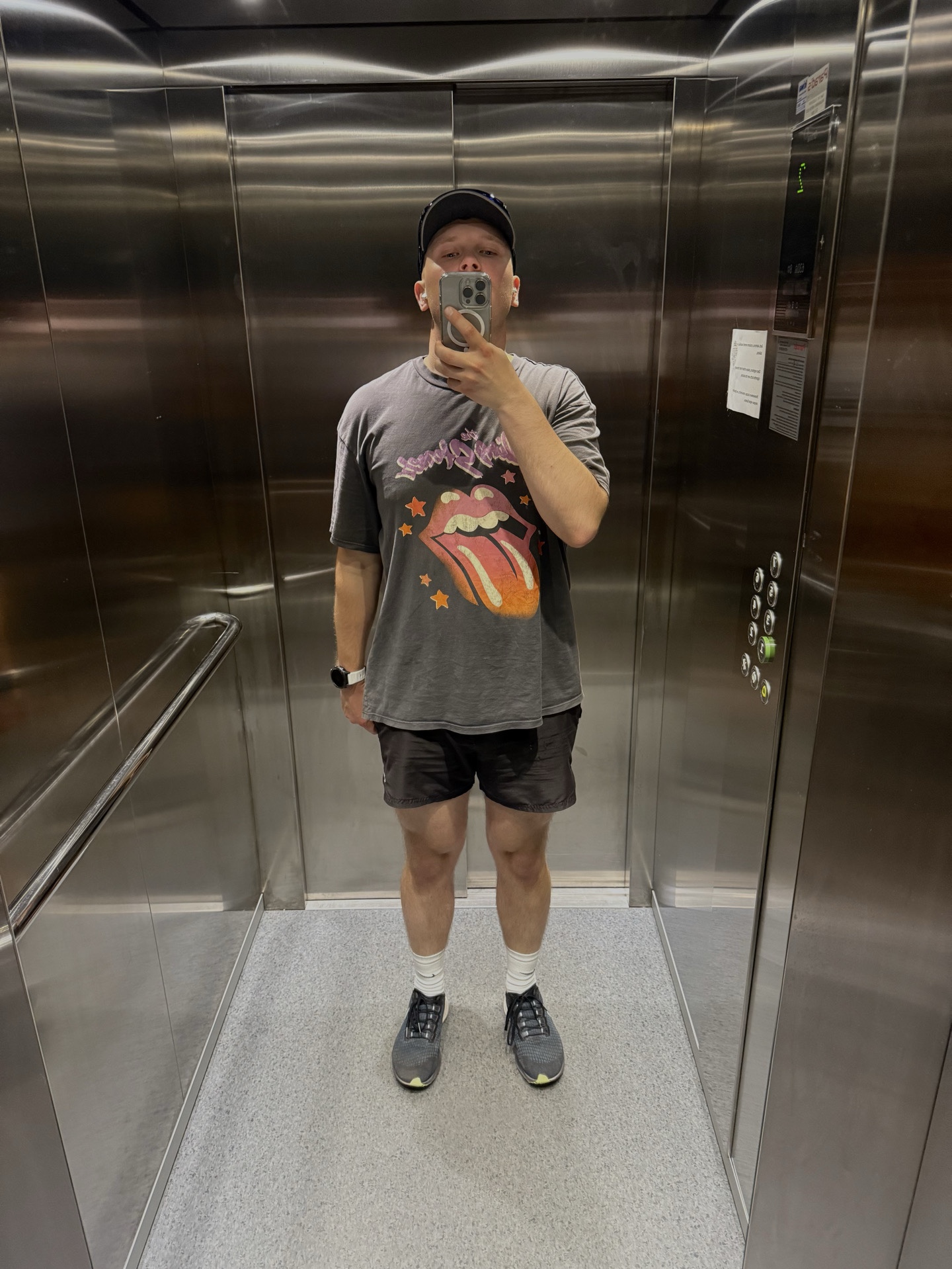 LV