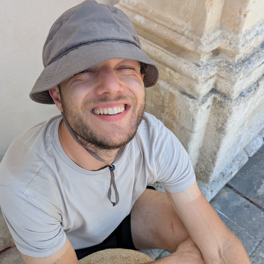 IL
