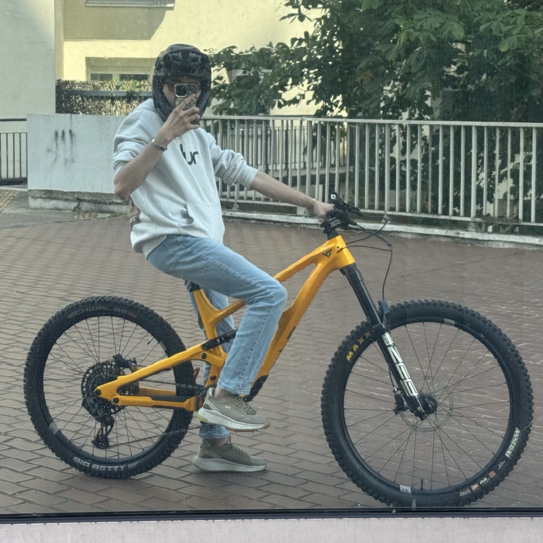 AA