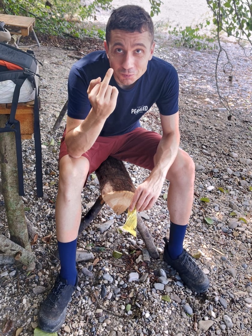 CB