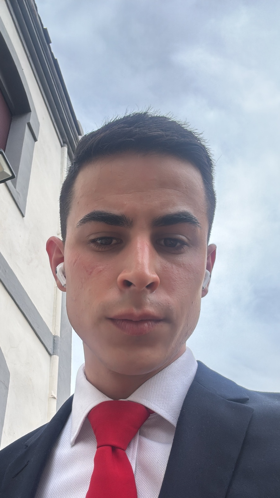 IL