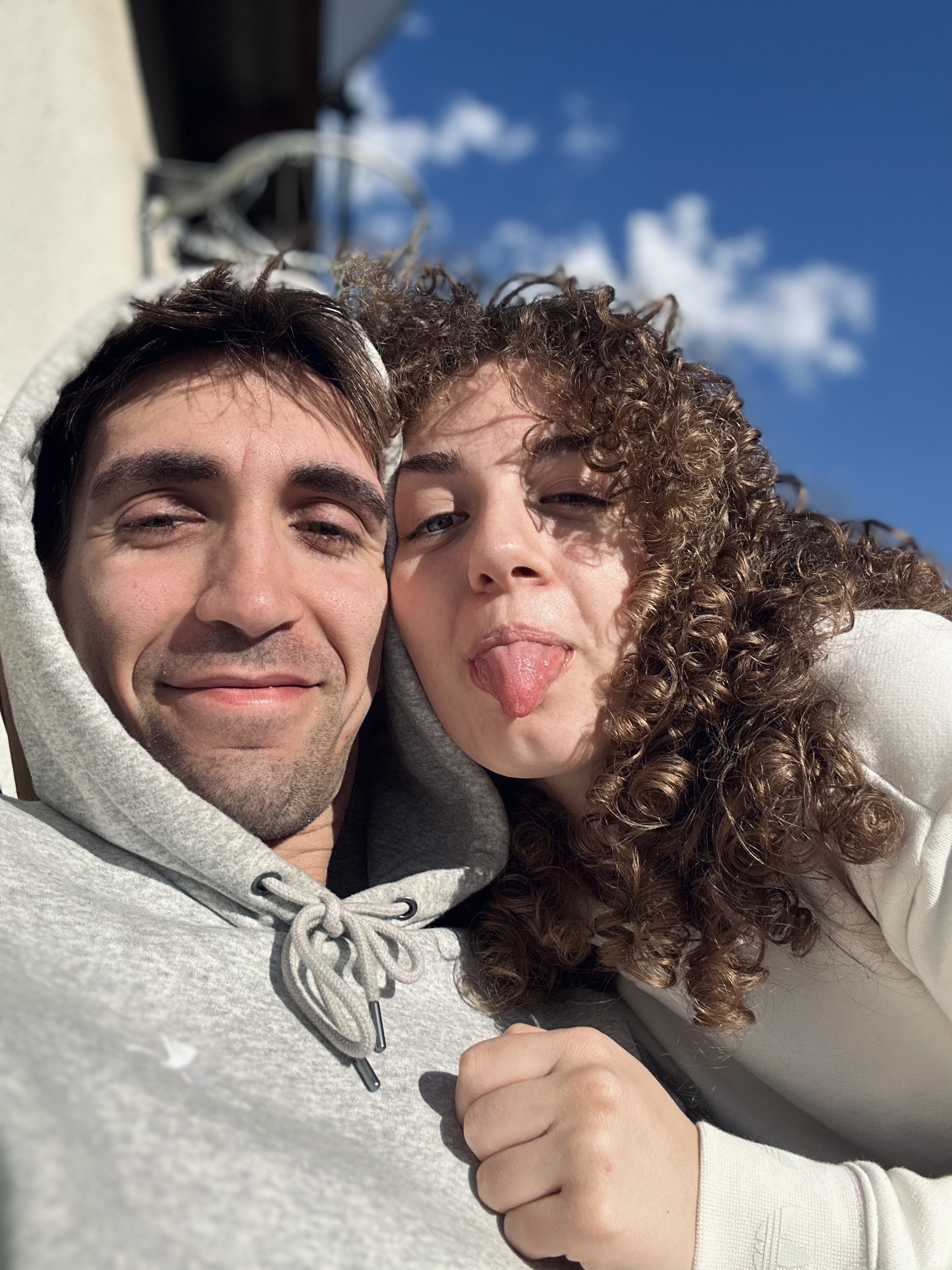 AV