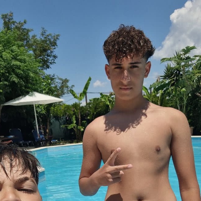 AB
