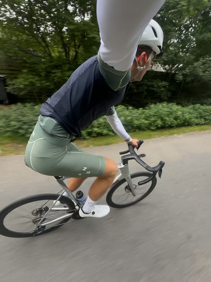 BG