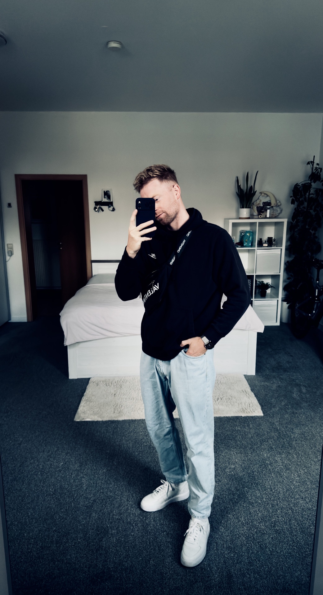 CR