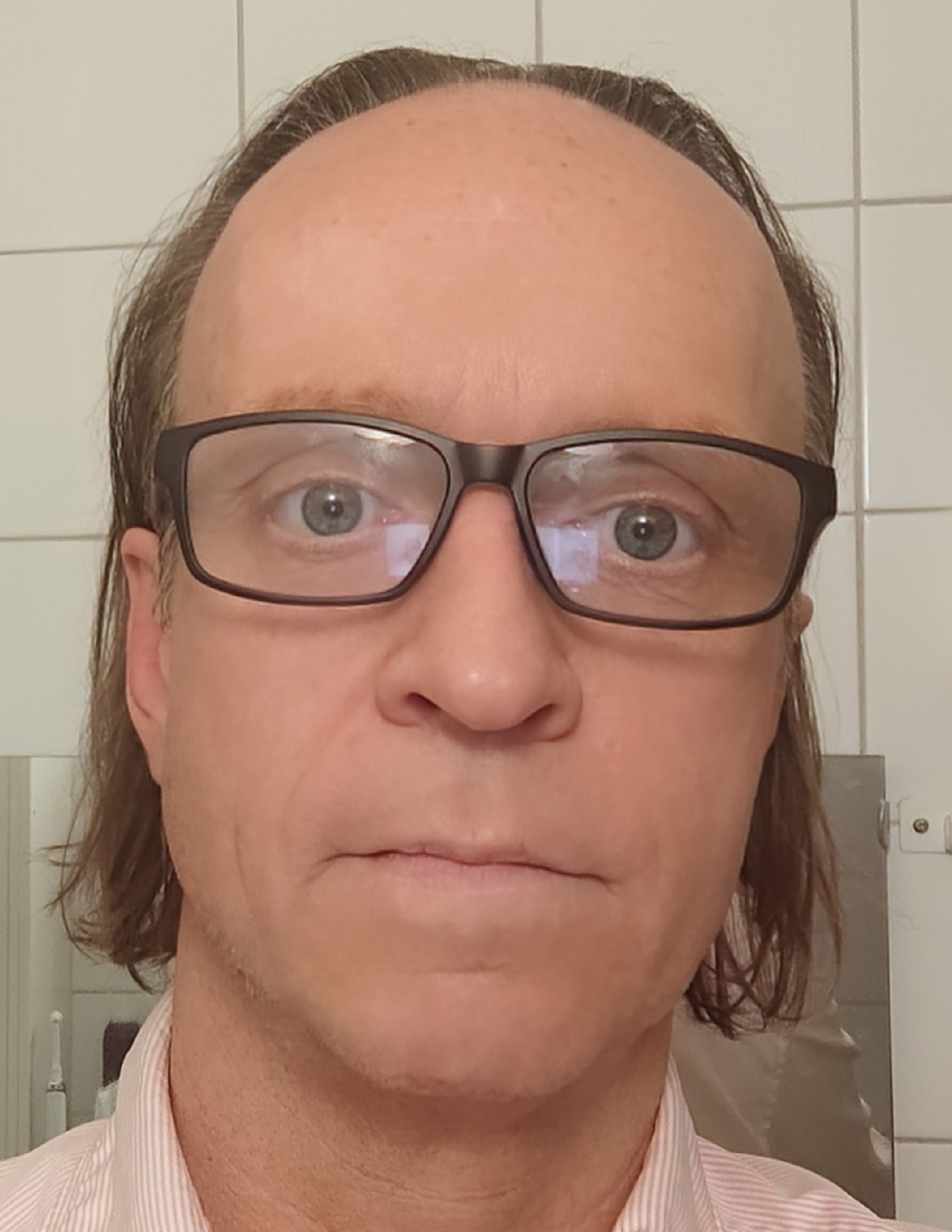 MR