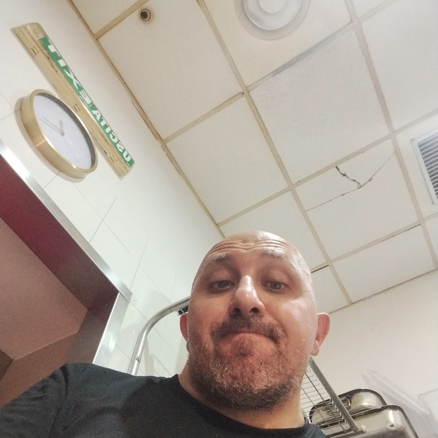DM